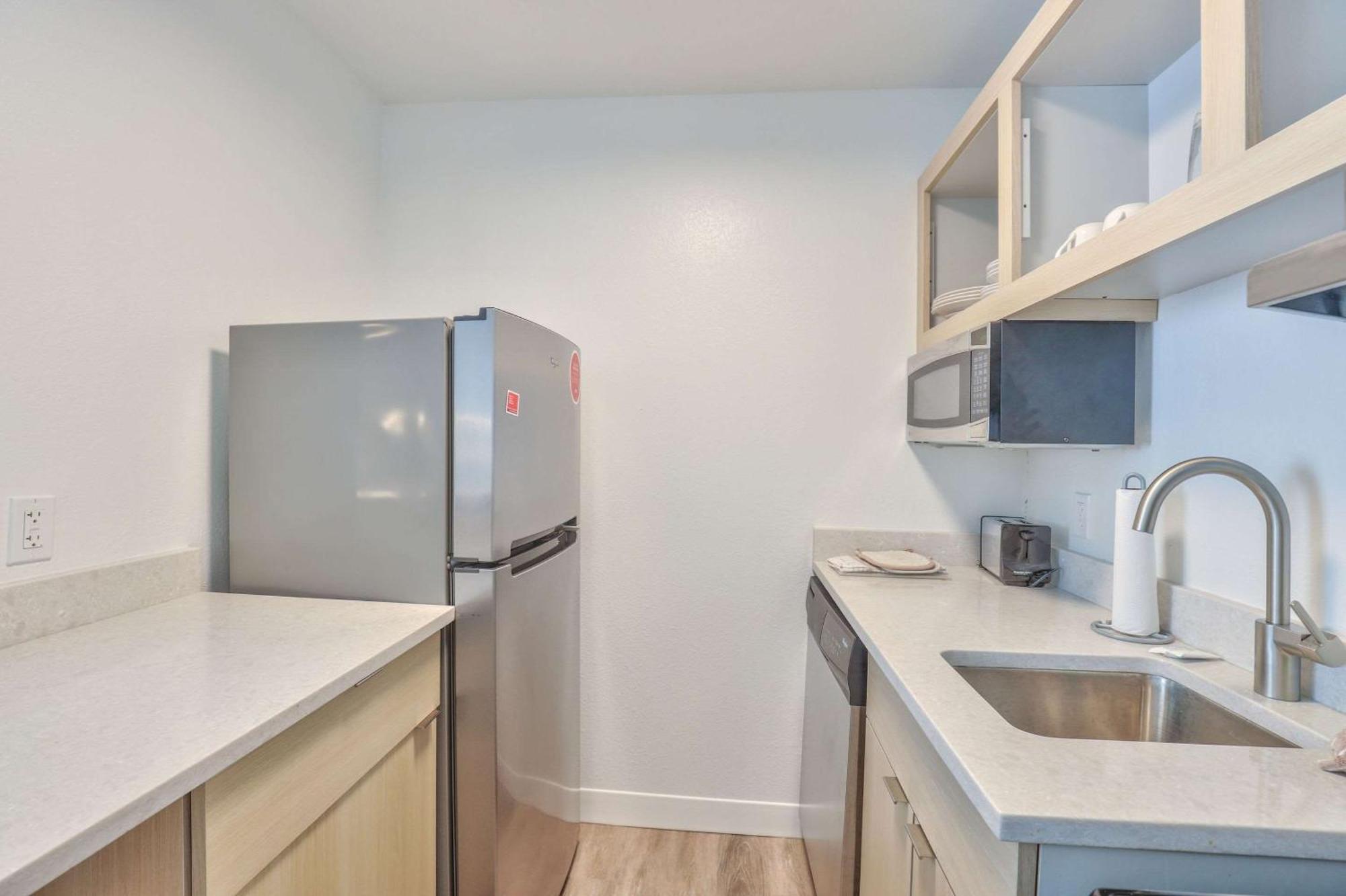 Alluxsuites At 1876, Ascend Hotel Collection Tallahassee Extérieur photo