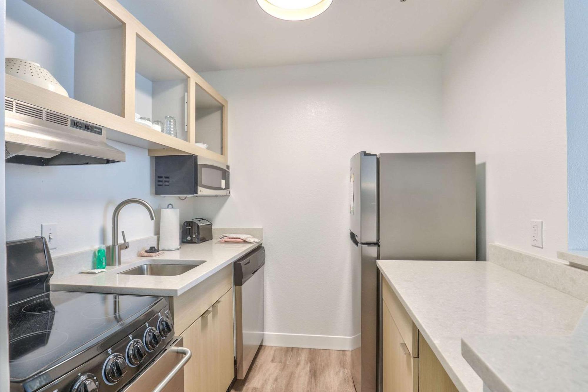 Alluxsuites At 1876, Ascend Hotel Collection Tallahassee Extérieur photo