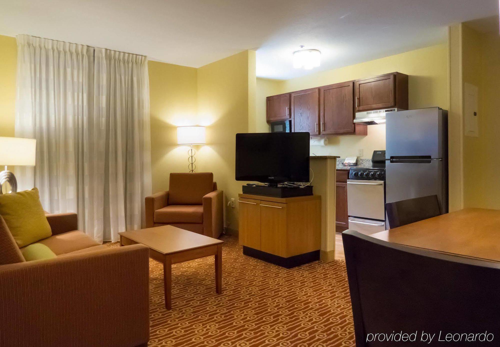 Alluxsuites At 1876, Ascend Hotel Collection Tallahassee Extérieur photo